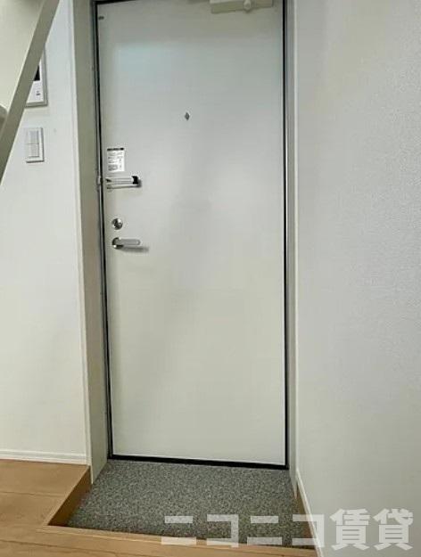 玄関　別号室イメージの為、現状を優先致します。