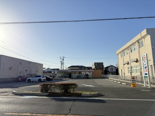 コンビニ　セブンイレブン小池（コンビニ）まで429m