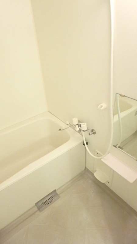 バス・シャワールーム　図面と現状に相違がある場合には現状を優先