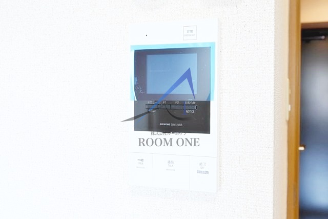 セキュリティ　モニター付きインターホンです。