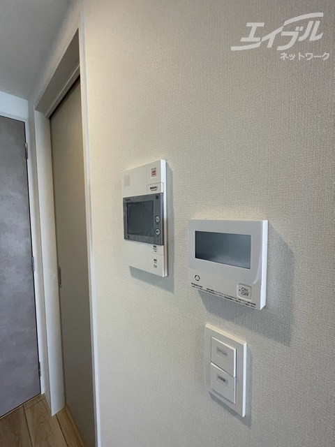 セキュリティ　ＴＶモニター付きインターホンになります。
