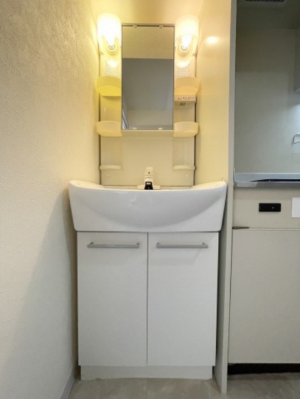 洗面設備　※別部屋の写真です