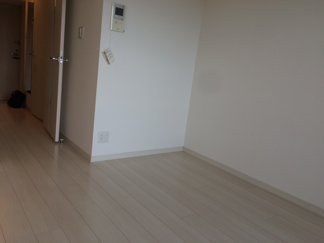 居室・リビング　室内