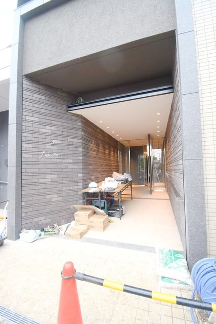 エントランス　外観・共有部分