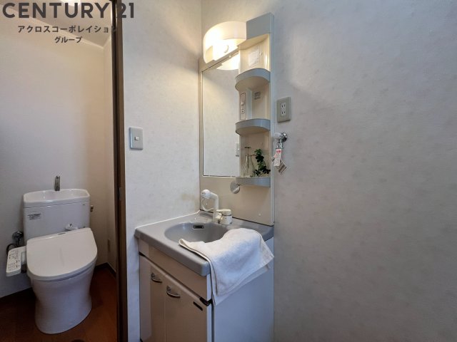 洗面設備　シャワー付き洗面化粧台付き♪