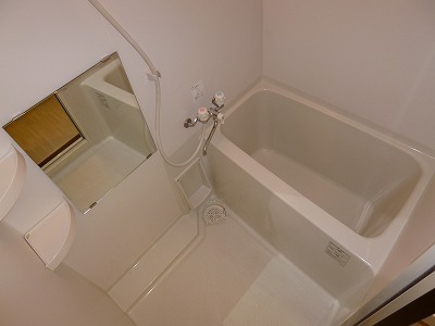 バス・シャワールーム　浴室