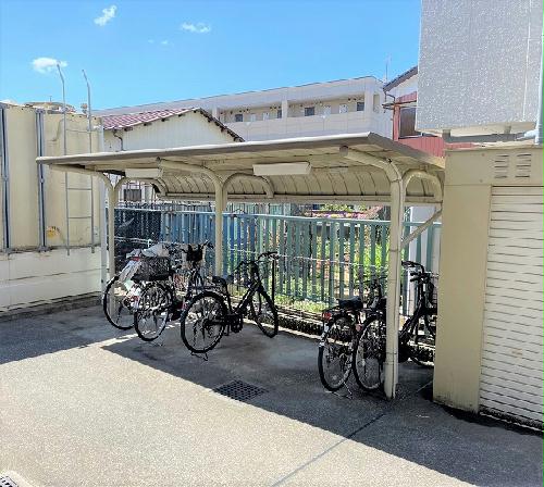 その他共有部分　屋根付き駐輪場