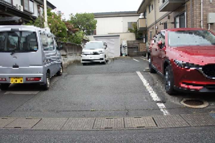 その他　駐車場（その他）まで0m