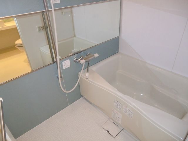 バス・シャワールーム　★清潔感のあるバスルーム★