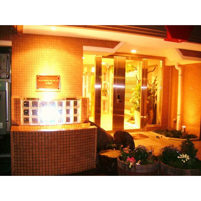 その他　夜にはライトアップされ幻想的な雰囲気（その他）まで1m