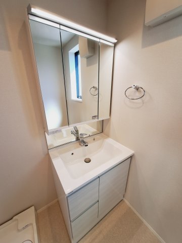 洗面設備　★独立洗面台★