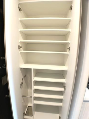 玄関　ゆったりとした玄関です