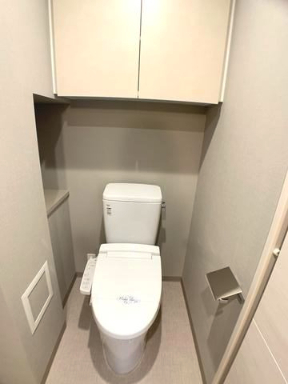 トイレ　清潔感のあるトイレです