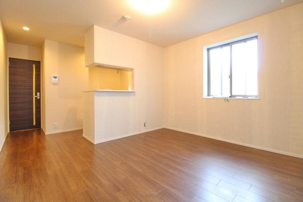 居室・リビング　お問合せはタウンハウジングまで！※現地待合わせ相談可能