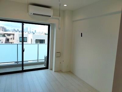 居室・リビング　※反転タイプ