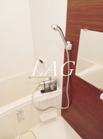 バス・シャワールーム　お風呂です。