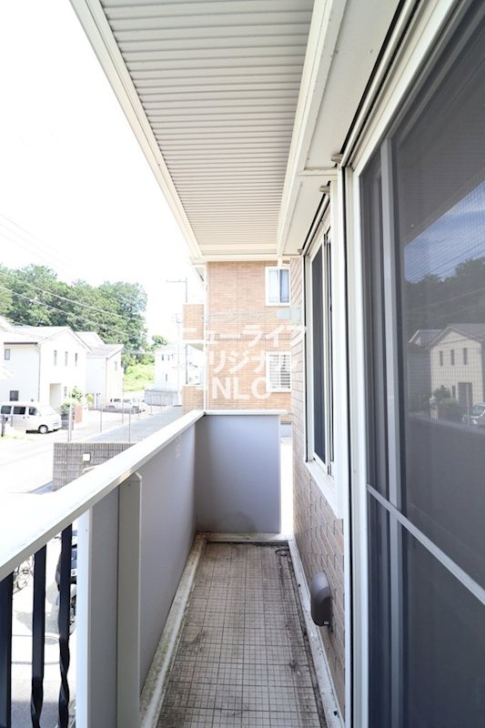 バルコニー　※清掃前のお写真です。