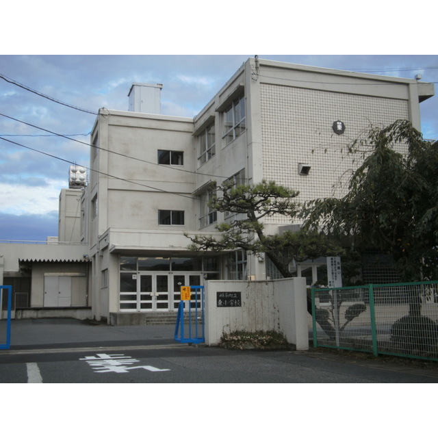 小学校　岐南町立東小学校（小学校）まで2150m