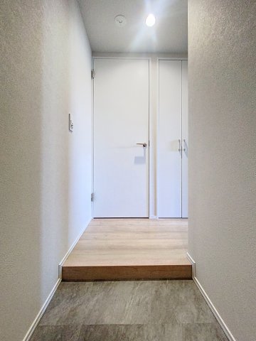 玄関　収納もある玄関です