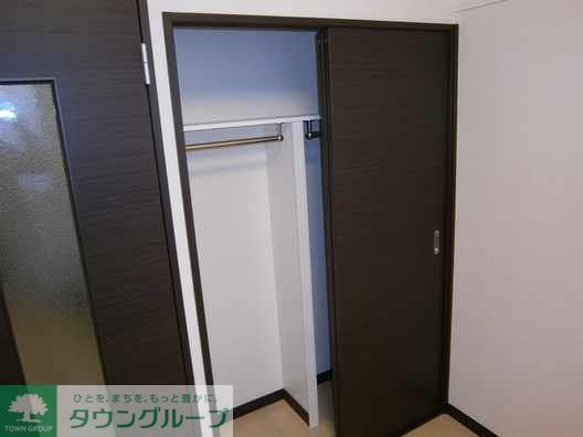 収納　クローゼット付き