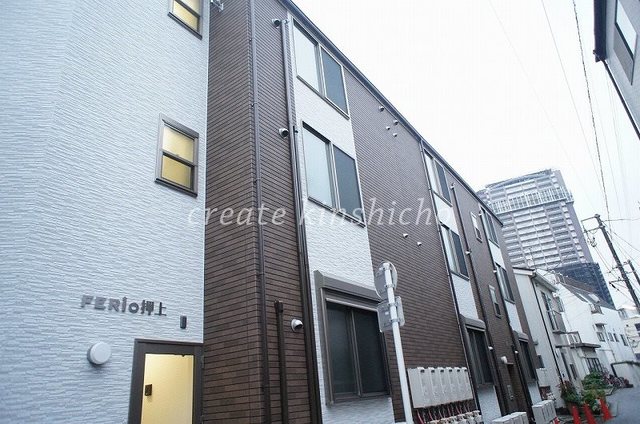 建物外観　２０１８年築