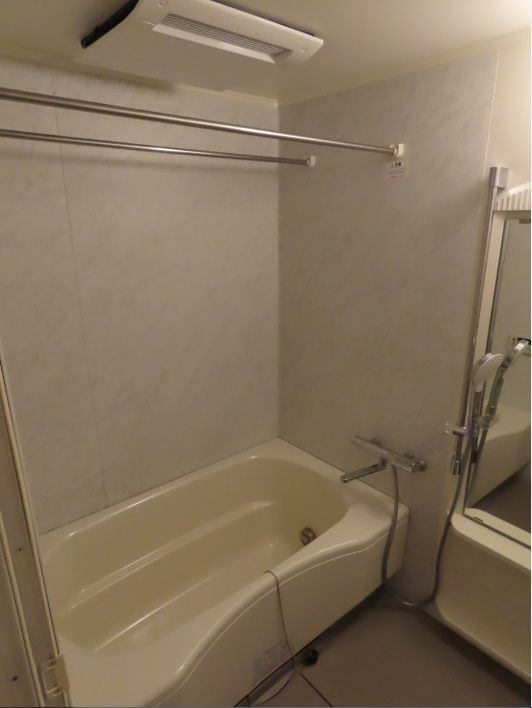 バス・シャワールーム　写真は同タイプ住居です。