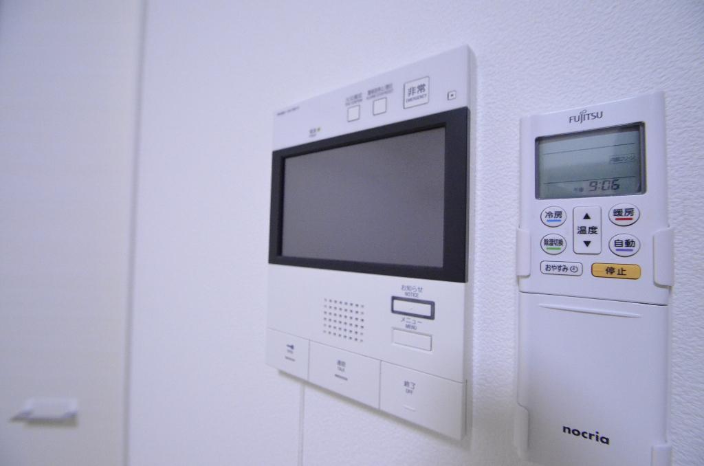 セキュリティ　カメラ付インターホン