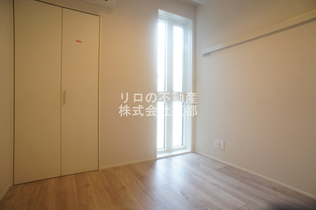 その他部屋・スペース　窓から暖かな日差しが入ります♪