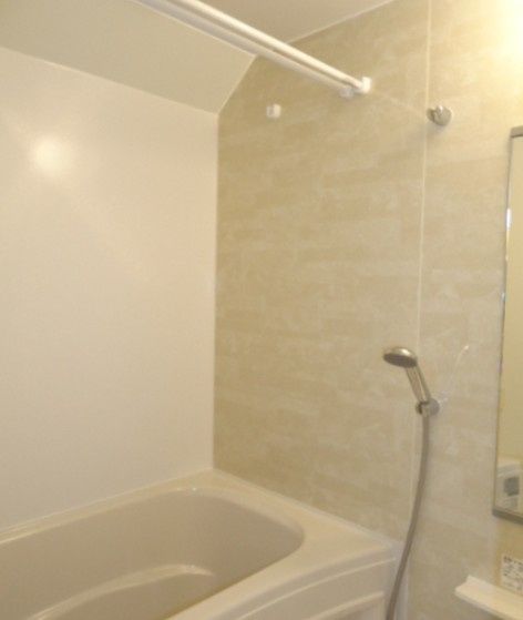 バス・シャワールーム　ゆっくりとバスタイムをお楽しみください♪