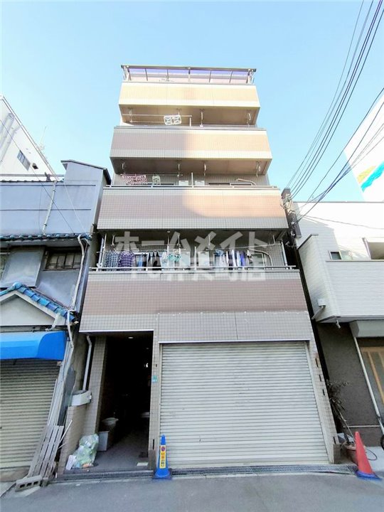 建物外観　落ち着いた雰囲気の外観です