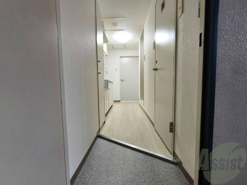 玄関　使いやすく明るい印象の玄関になっておりました！