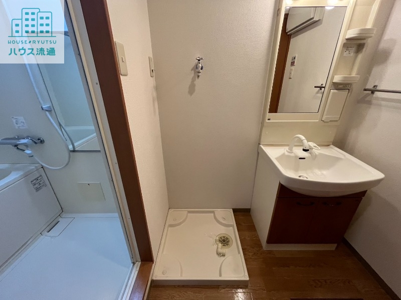 洗面設備　※同タイプ別号室のお写真です