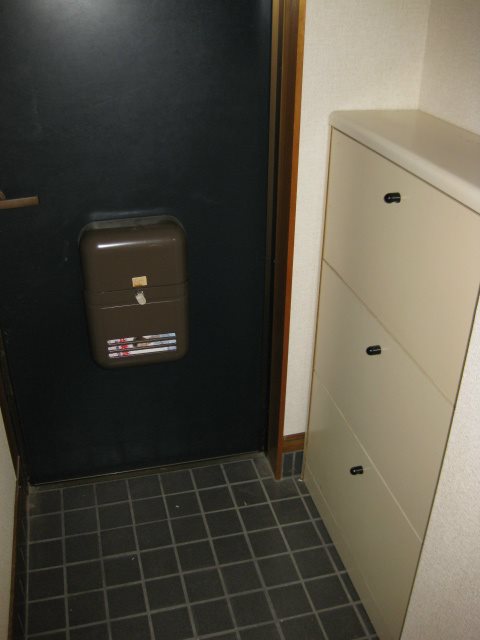 玄関　※他部屋参照