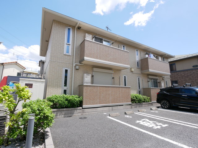 建物外観　アスティオン３