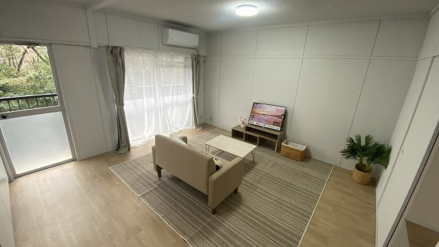居室・リビング　モデルルームの写真です　※家具家電付きではありません