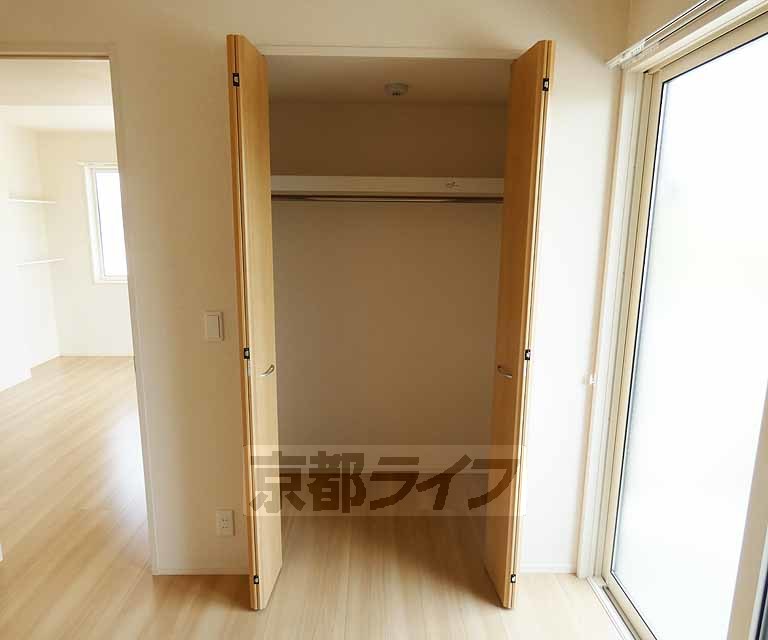 収納　奥行きも十分ですね！