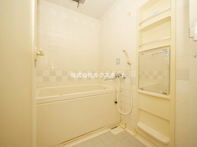 バス・シャワールーム　きれいなお風呂です