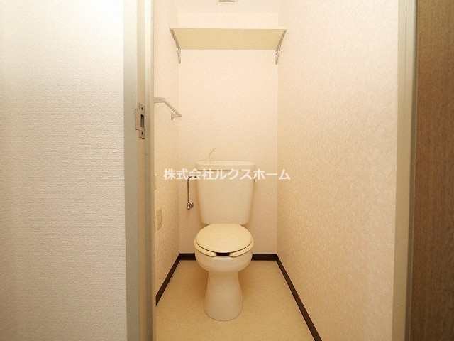 トイレ　コンパクトで使いやすいトイレです