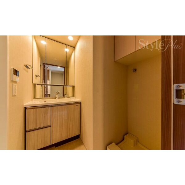 洗面設備　別室の参考写真です。※現況優先