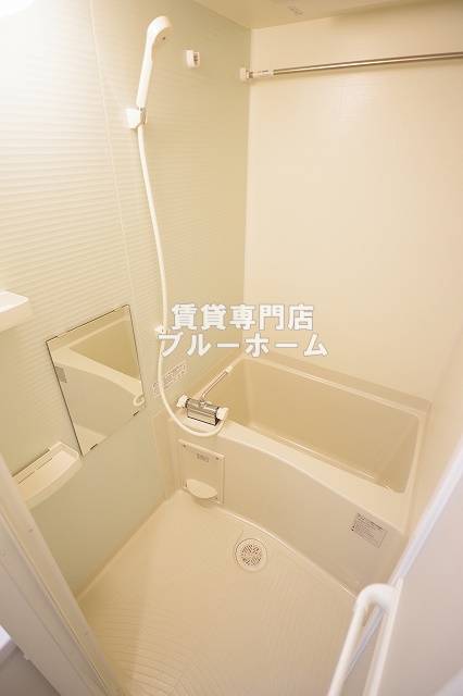 バス・シャワールーム　綺麗な浴室です！