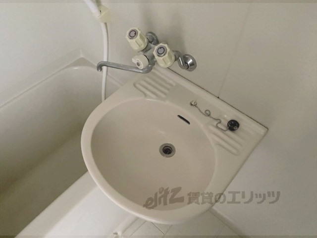 トイレ　洗面台