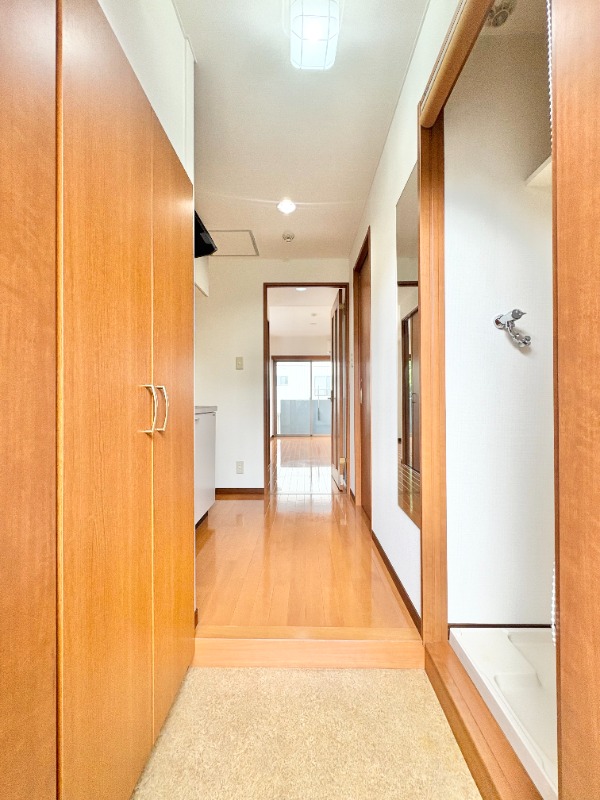 玄関　玄関から見たお部屋♪