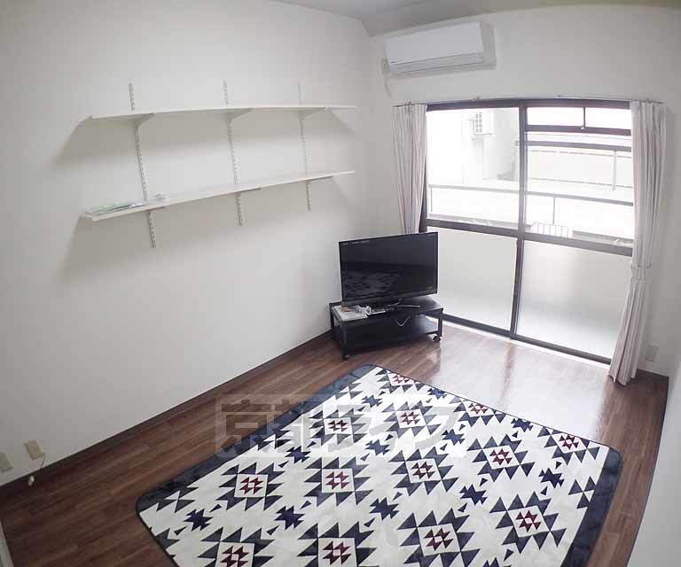 居室・リビング　綺麗な洋室です