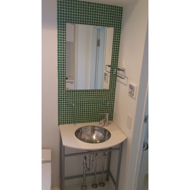洗面設備　※別部屋参考写真です。