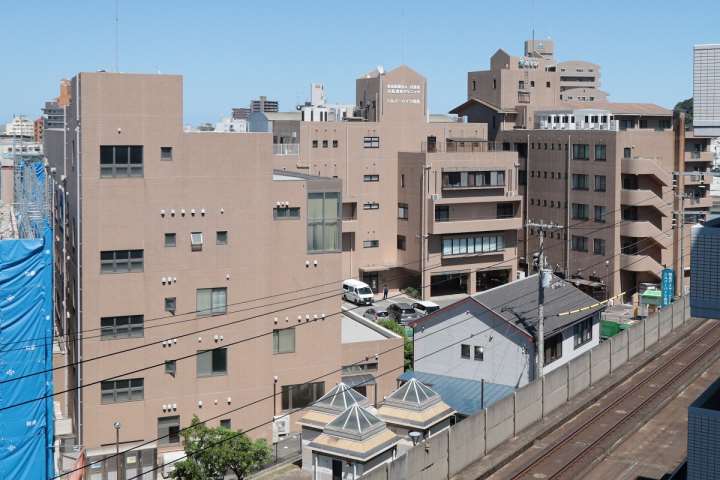 病院　川島透析クリニック（病院）まで429m