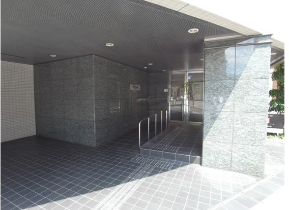 エントランス　エントランス