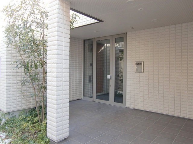 エントランス　★オートロック共用玄関★