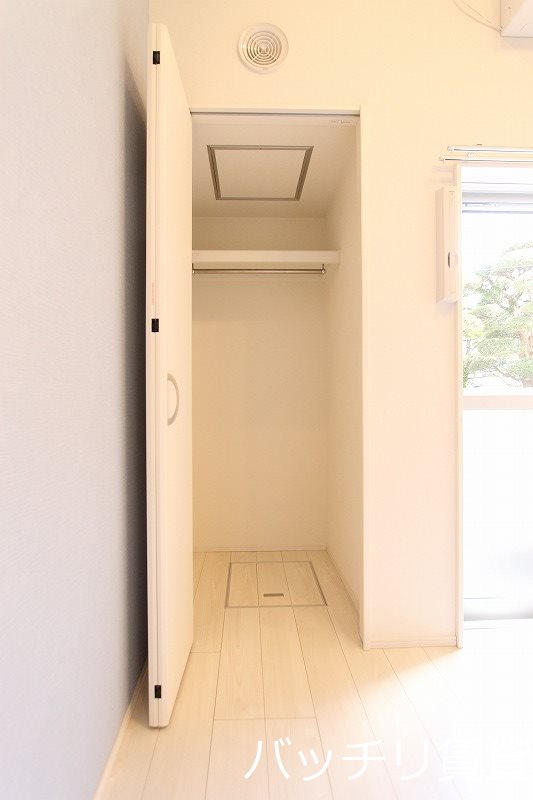 収納　同型タイプの為、現状を優先致します。