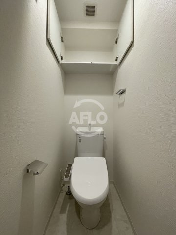 トイレ　スプランディッド中之島WEST　温水洗浄便座