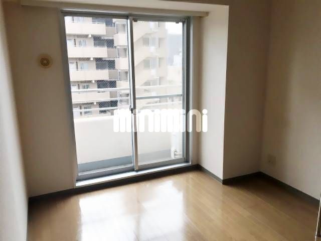 居室・リビング　別号室の参考写真